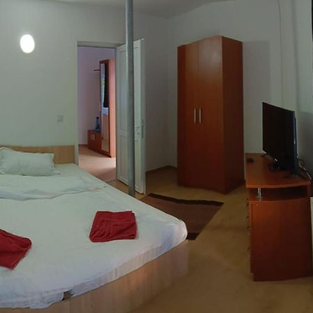 La Protap Calimanesti Hotell Eksteriør bilde