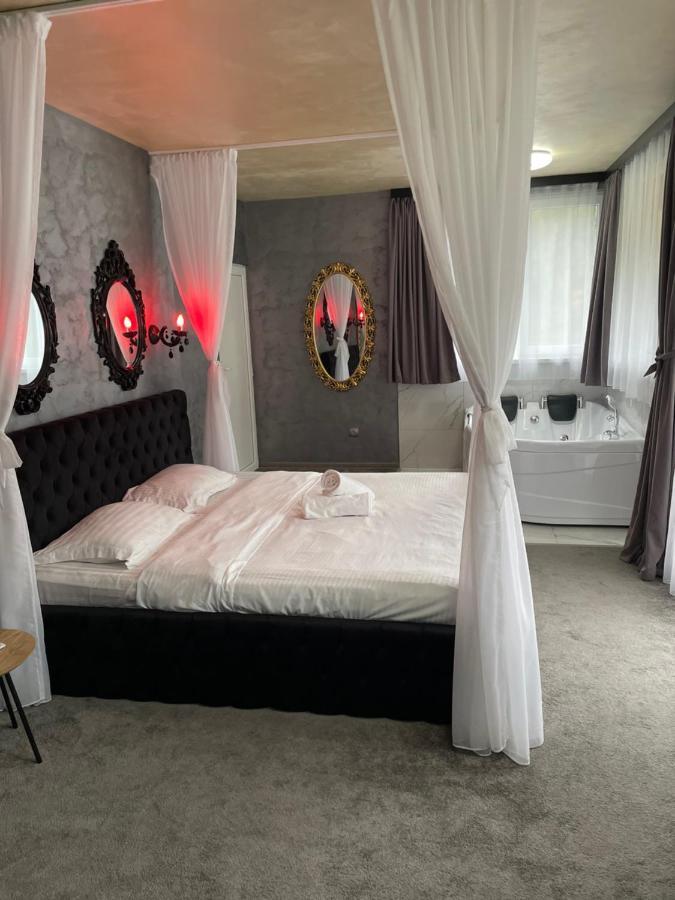 La Protap Calimanesti Hotell Eksteriør bilde